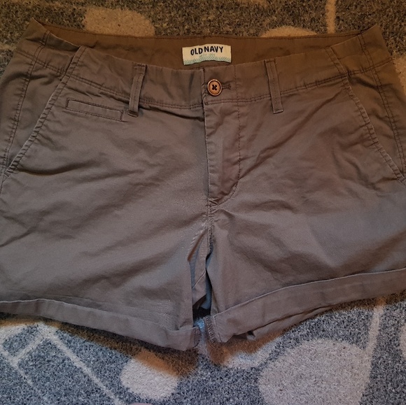 Old Navy Twill Shorts - Picture 5 of 7